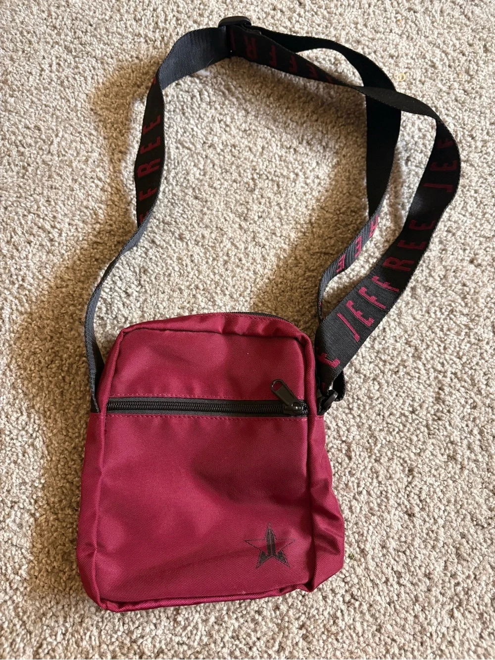 Jeffree Star Burgundy Crossbody Bag⭐️
